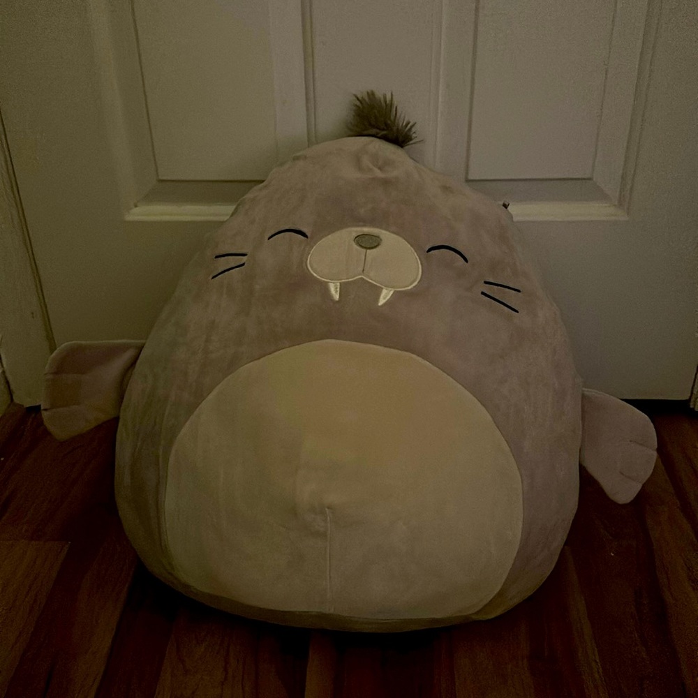 19” Kwame the Walrus Squishmallows
